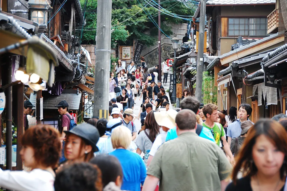京都二年坂的街道与木质町屋